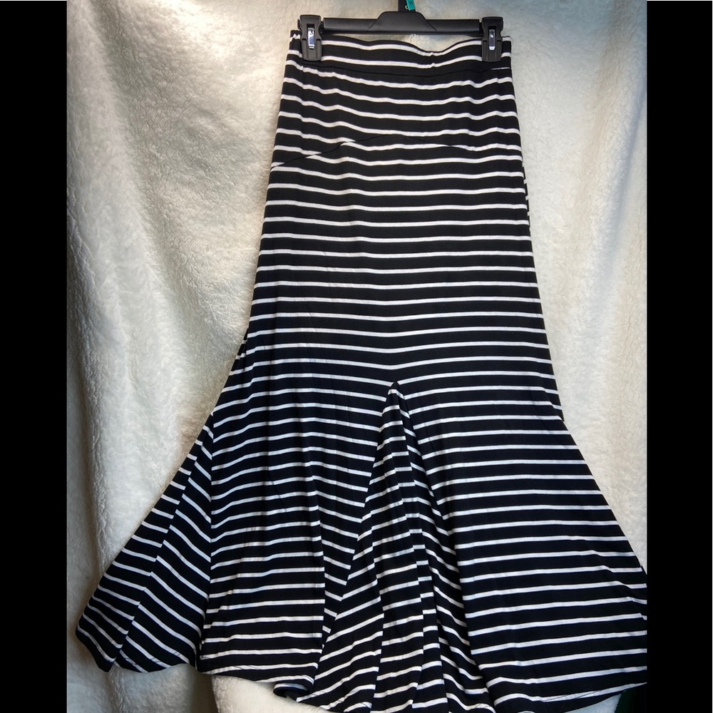 Stripe Long skirt M/L